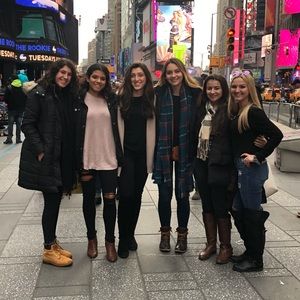 Meet your Posher, Jackie